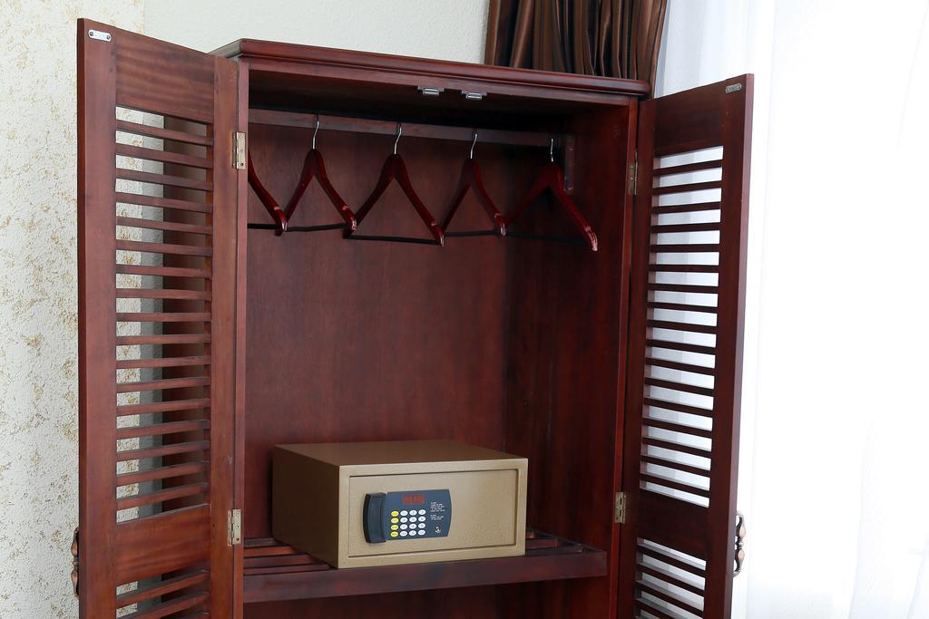 Hotel Sunhill - Colombo Phòng bức ảnh